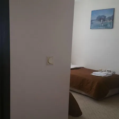 Hotel Ergen 2*